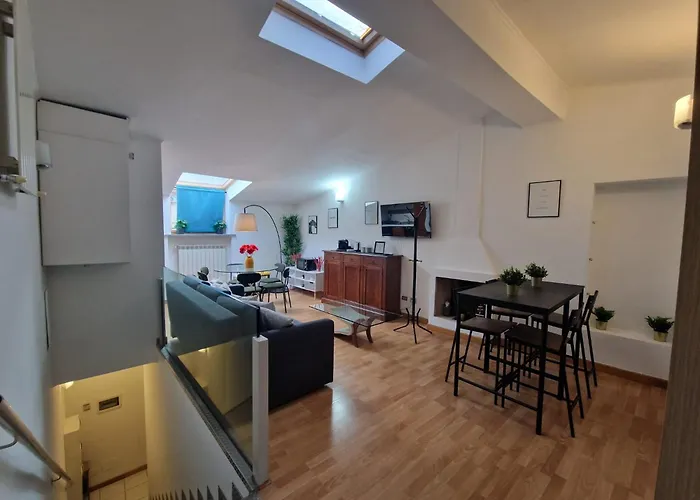 Salmini Porta Romana Apartment By 101Flats